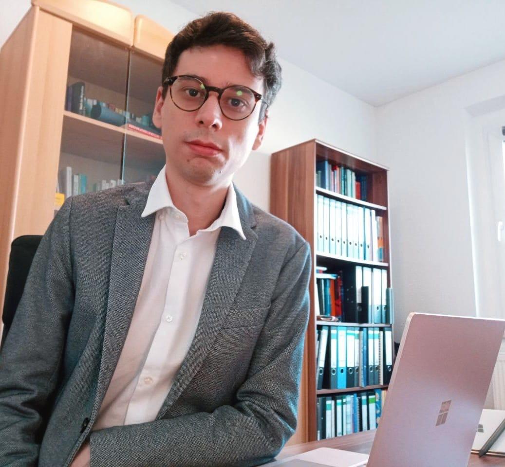 Professional Lawyer